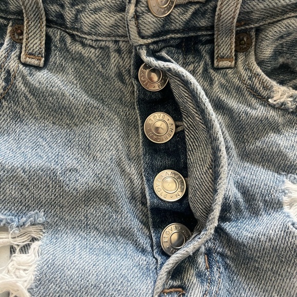 American Eagle Outfitters Light Blue Distressed Jean Shorts - Picture 5 of 6